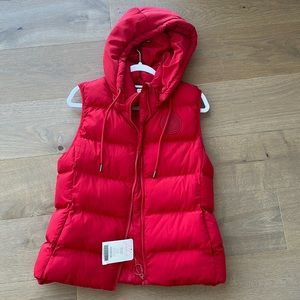 Fabletics Medium Arden Puffer Vest NWT